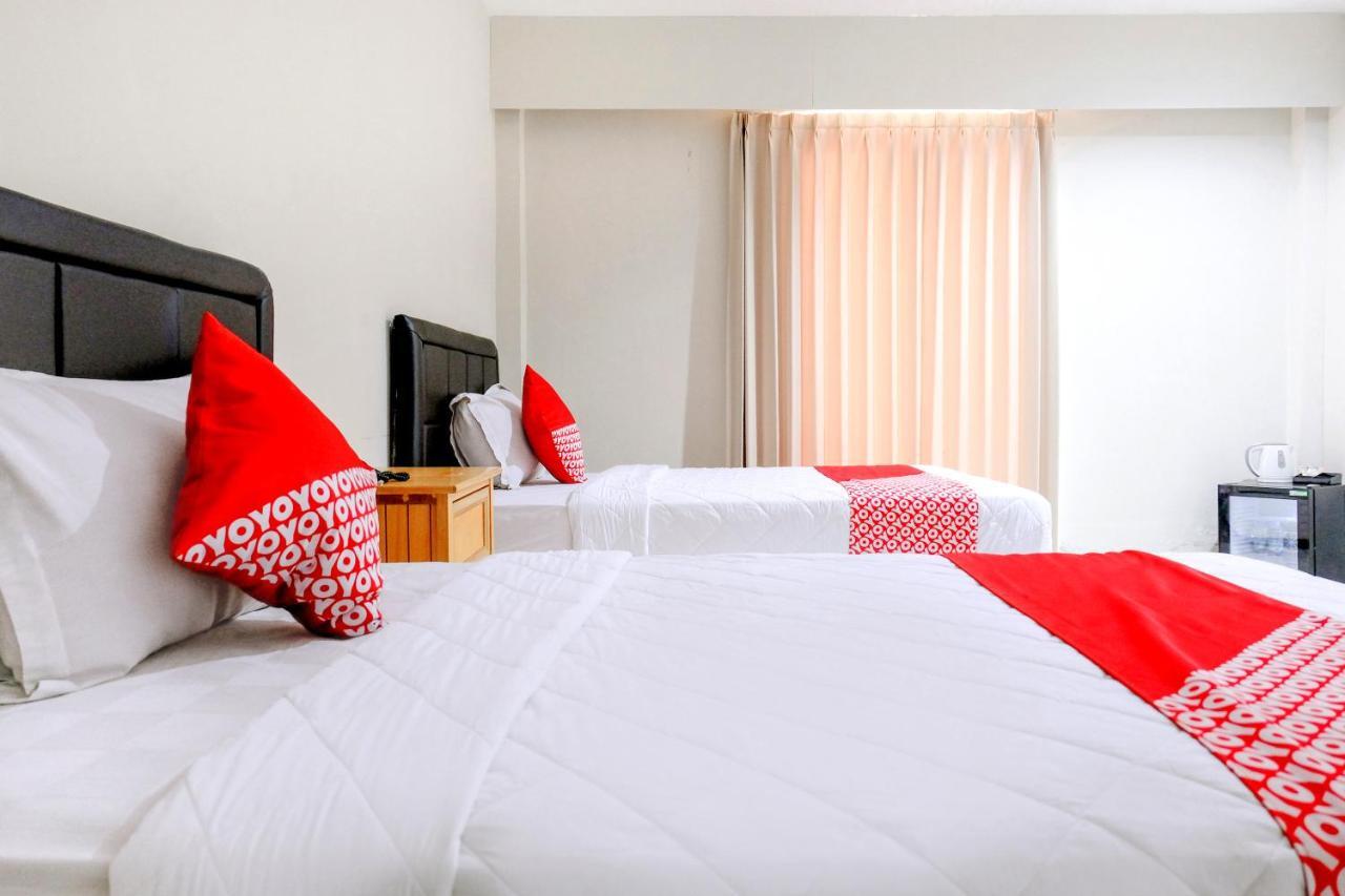 Capital O 892 Grand Pujon View Hotel And Resort Бату Экстерьер фото